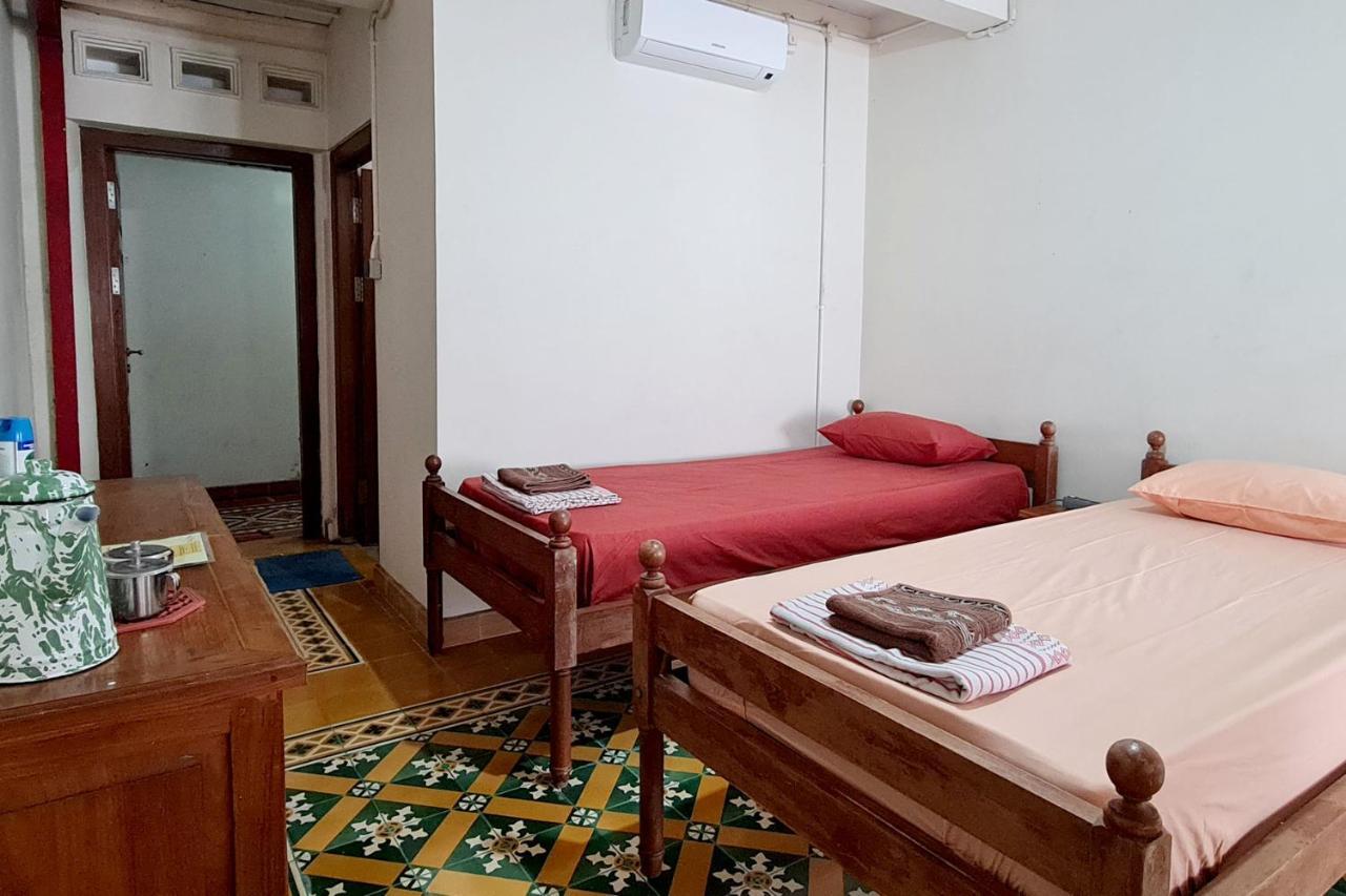 Omah Pitoe Yogya Homestay Γιογκιακάρτα Εξωτερικό φωτογραφία
