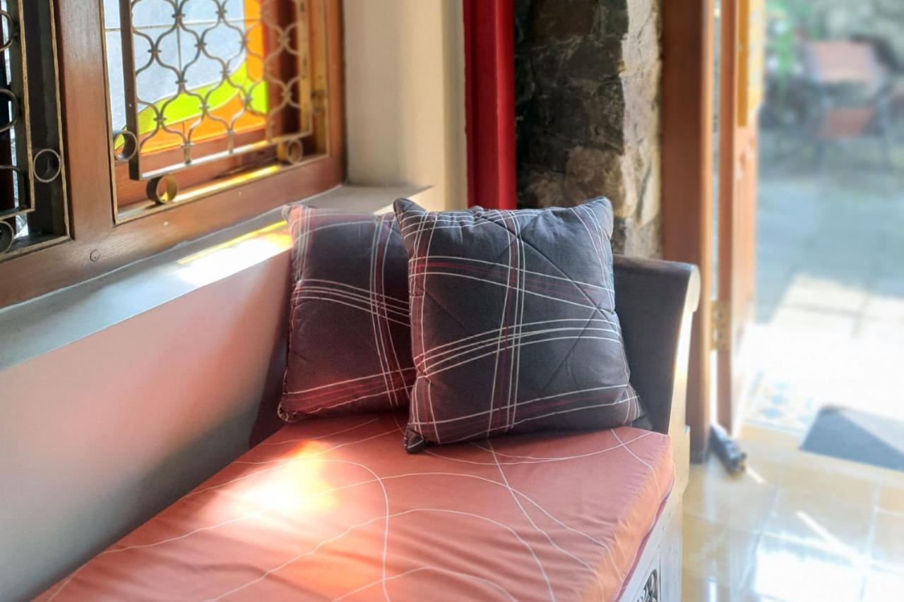 Omah Pitoe Yogya Homestay Γιογκιακάρτα Εξωτερικό φωτογραφία