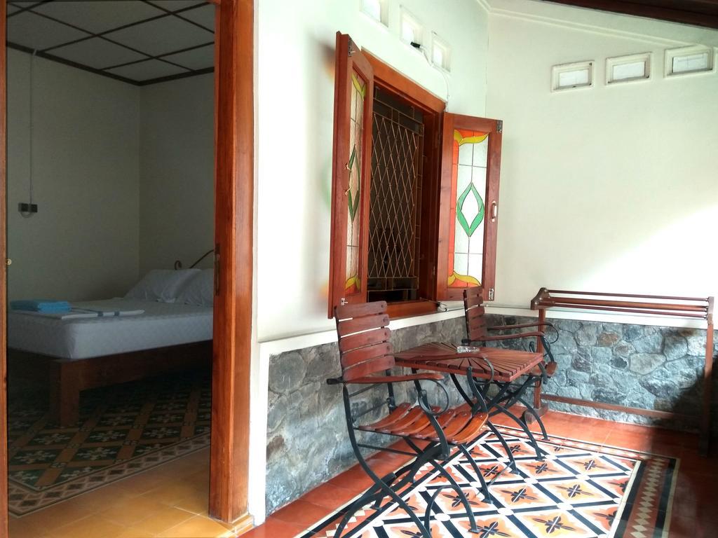 Omah Pitoe Yogya Homestay Γιογκιακάρτα Εξωτερικό φωτογραφία