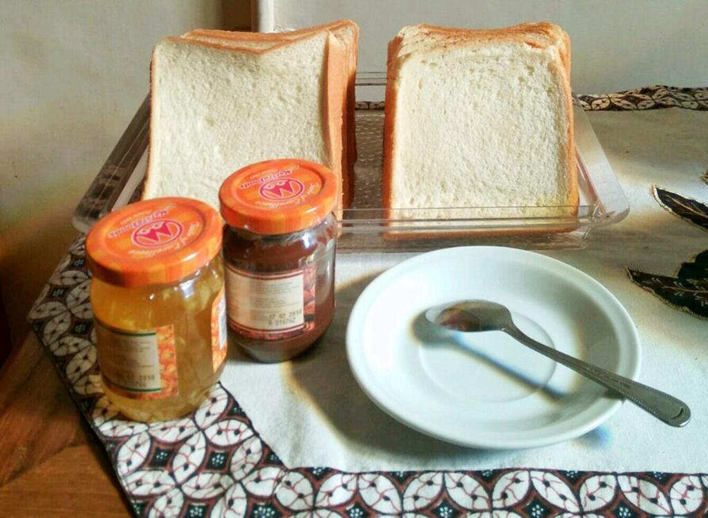 Omah Pitoe Yogya Homestay Γιογκιακάρτα Εξωτερικό φωτογραφία