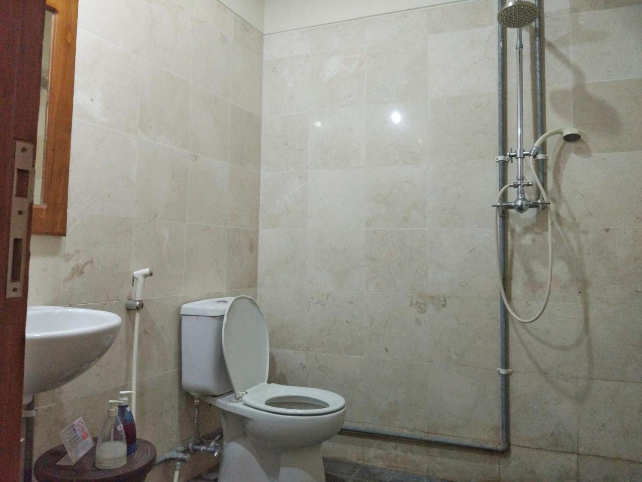 Omah Pitoe Yogya Homestay Γιογκιακάρτα Εξωτερικό φωτογραφία